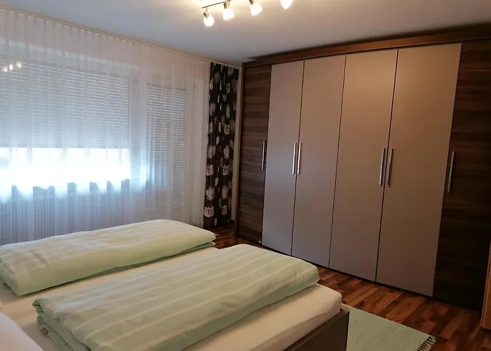 Gina אינסברוק